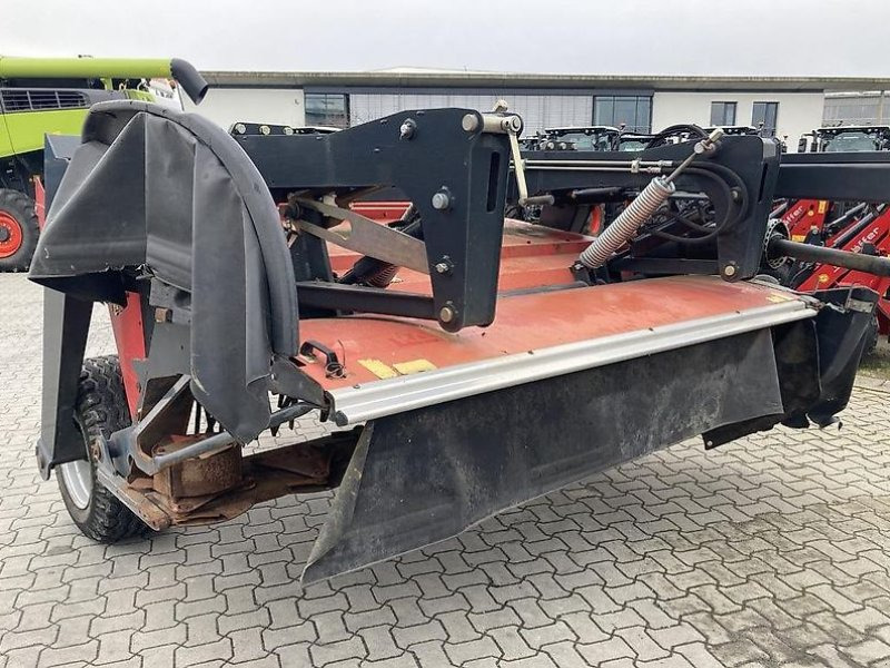 Vicon Extra 832T - Fűkasza: 1 kép. Vicon Extra 832T - Fűkasza: 1 kép.