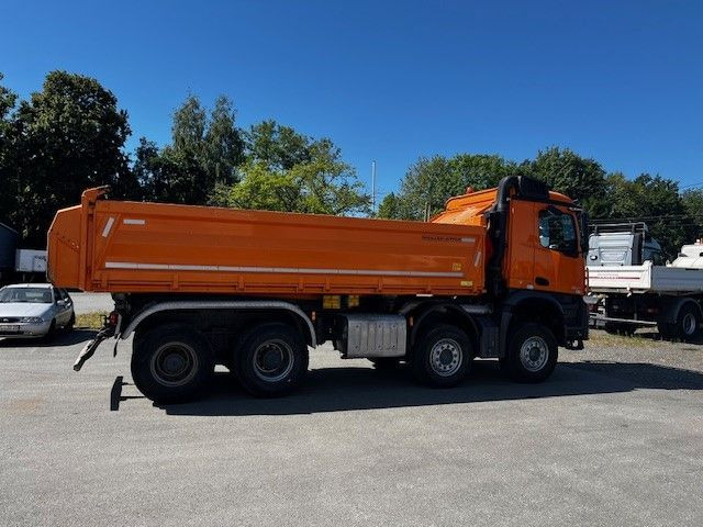 Mercedes-Benz Arocs 4 3245 Turboretarder Meiller Bordmatic - Billenőplatós teherautó: 5 kép. Mercedes-Benz Arocs 4 3245 Turboretarder Meiller Bordmatic - Billenőplatós teherautó: 5 kép.