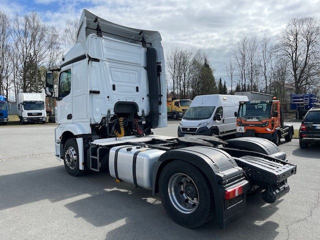 Mercedes-Benz Actros 1845 Sattelzugmaschine TOP gepflegt! Mercedes-Benz Actros 1845 Sattelzugmaschine TOP gepflegt! - Nyergesvontató: 5 kép. Mercedes-Benz Actros 1845 Sattelzugmaschine TOP gepflegt! Mercedes-Benz Actros 1845 Sattelzugmaschine TOP gepflegt! - Nyergesvontató: 5 kép.