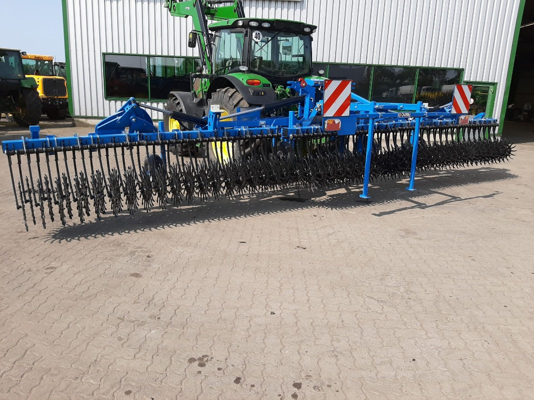 Új Talajművelő gep Carré/Carre STERNROLLHACKE ROTANET: 6 kép. Új Talajművelő gep Carré/Carre STERNROLLHACKE ROTANET: 6 kép.