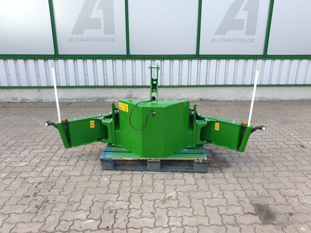 GEWICHT 1100KG - Ellensúly: 3 kép. GEWICHT 1100KG - Ellensúly: 3 kép.