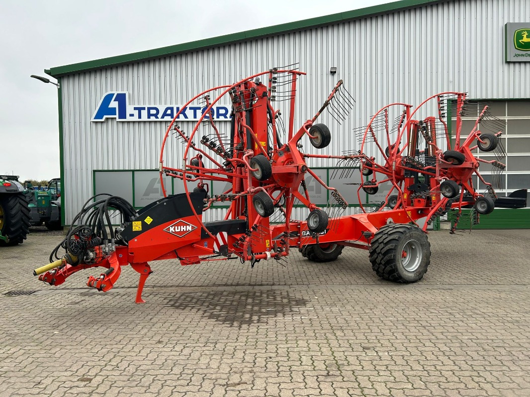 Kuhn GA 13131 - Szénaforgató: 1 kép. Kuhn GA 13131 - Szénaforgató: 1 kép.