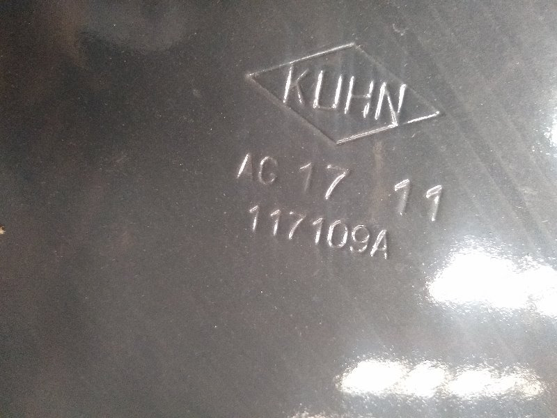 Kuhn Scheiben gezackt und rund - Talajművelő gep: 3 kép. Kuhn Scheiben gezackt und rund - Talajművelő gep: 3 kép.