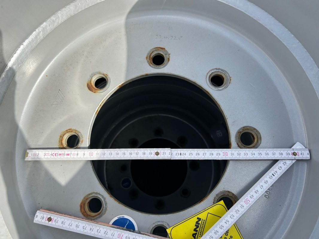 Trelleborg 600/50R22.5 - 2 Stück - Gumiabroncsok és felnik - Mezőgazdasági gépek: 4 kép. Trelleborg 600/50R22.5 - 2 Stück - Gumiabroncsok és felnik - Mezőgazdasági gépek: 4 kép.