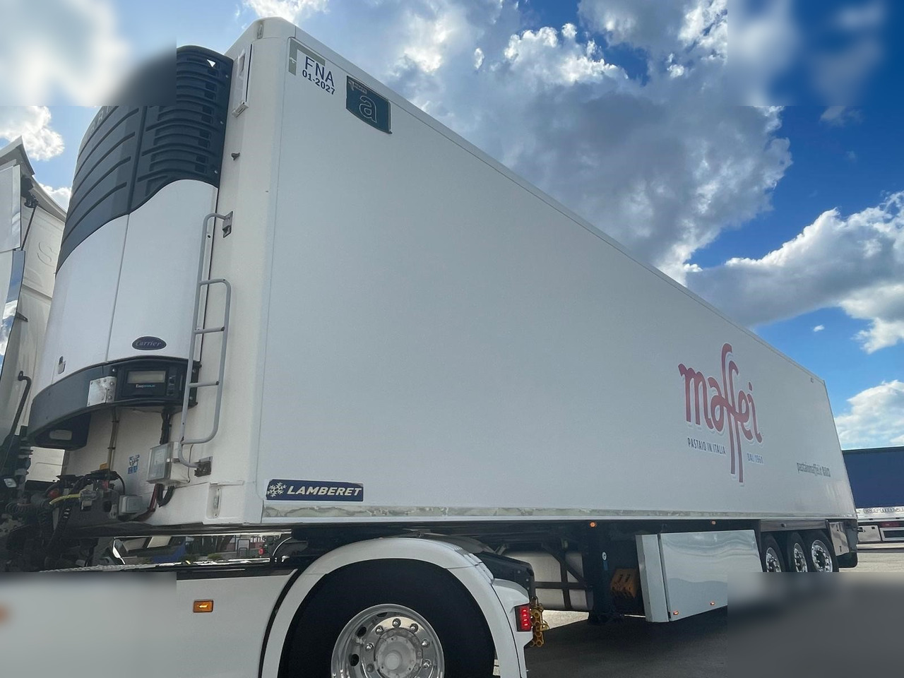 LAMBERET  - Félpótkocsi hűtős: 1 kép. LAMBERET  - Félpótkocsi hűtős: 1 kép.