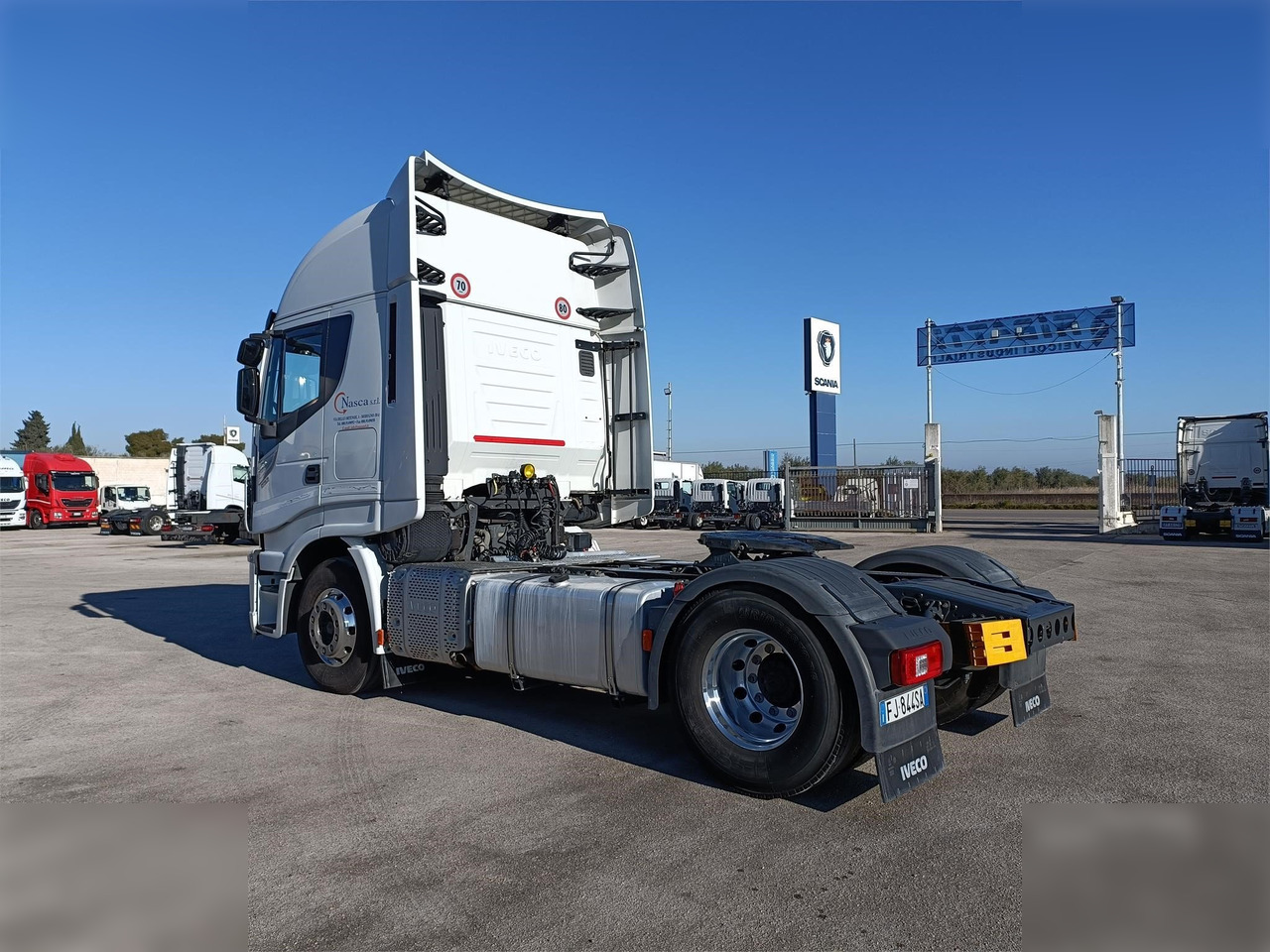 IVECO STRALIS 480 - Nyergesvontató: 3 kép. IVECO STRALIS 480 - Nyergesvontató: 3 kép.