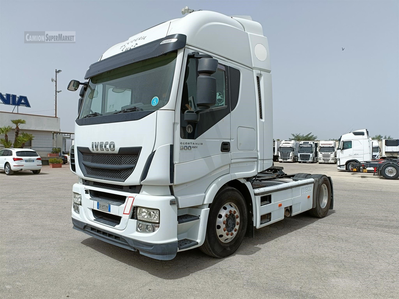 IVECO STRALIS 500 - Nyergesvontató: 2 kép. IVECO STRALIS 500 - Nyergesvontató: 2 kép.