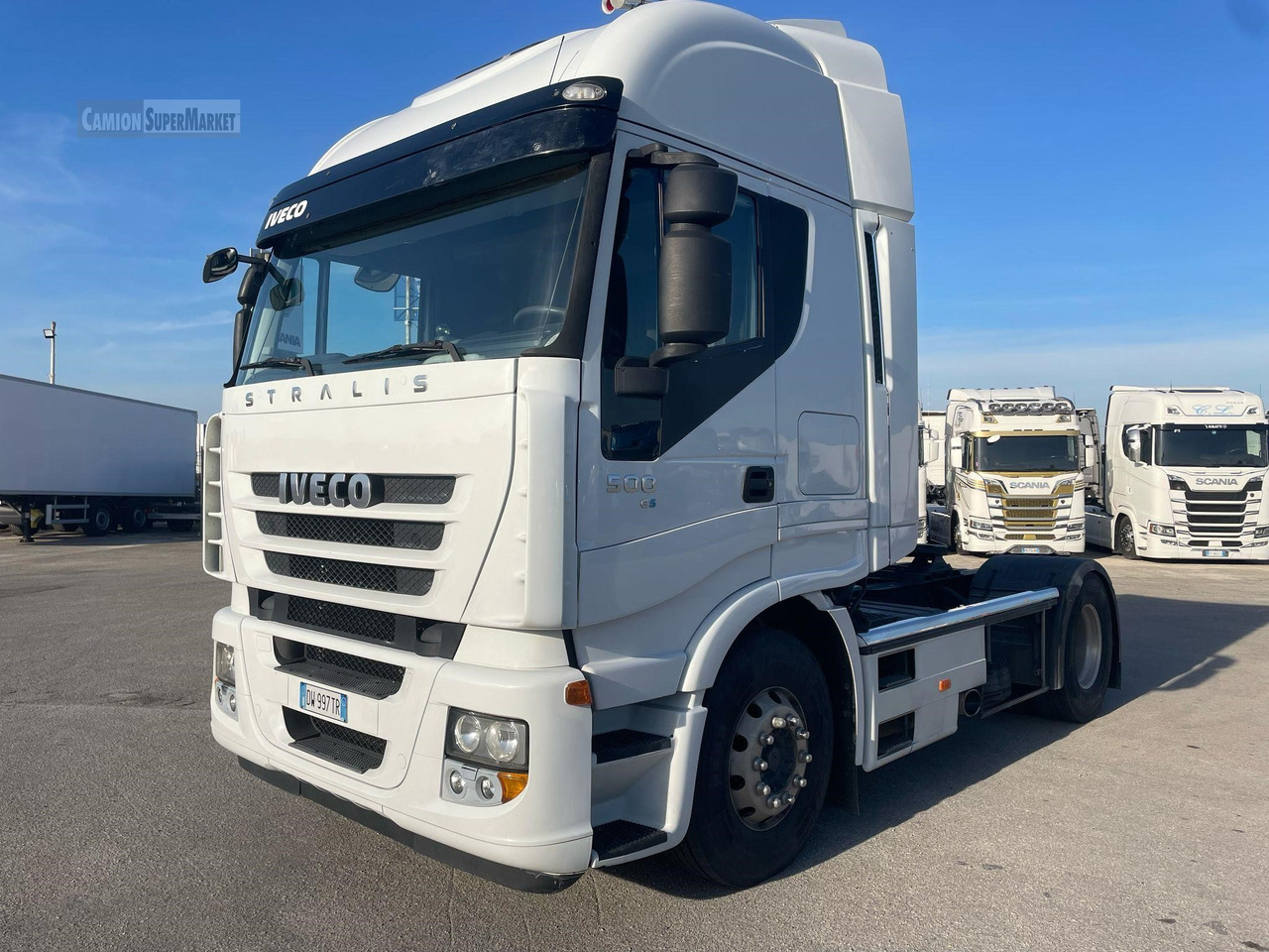 IVECO STRALIS 500 - Nyergesvontató: 3 kép. IVECO STRALIS 500 - Nyergesvontató: 3 kép.