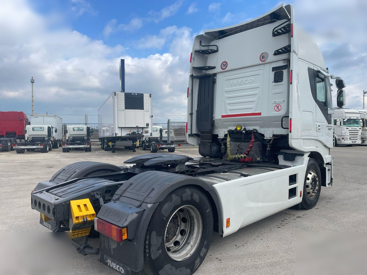 IVECO STRALIS 500 - Nyergesvontató: 3 kép. IVECO STRALIS 500 - Nyergesvontató: 3 kép.