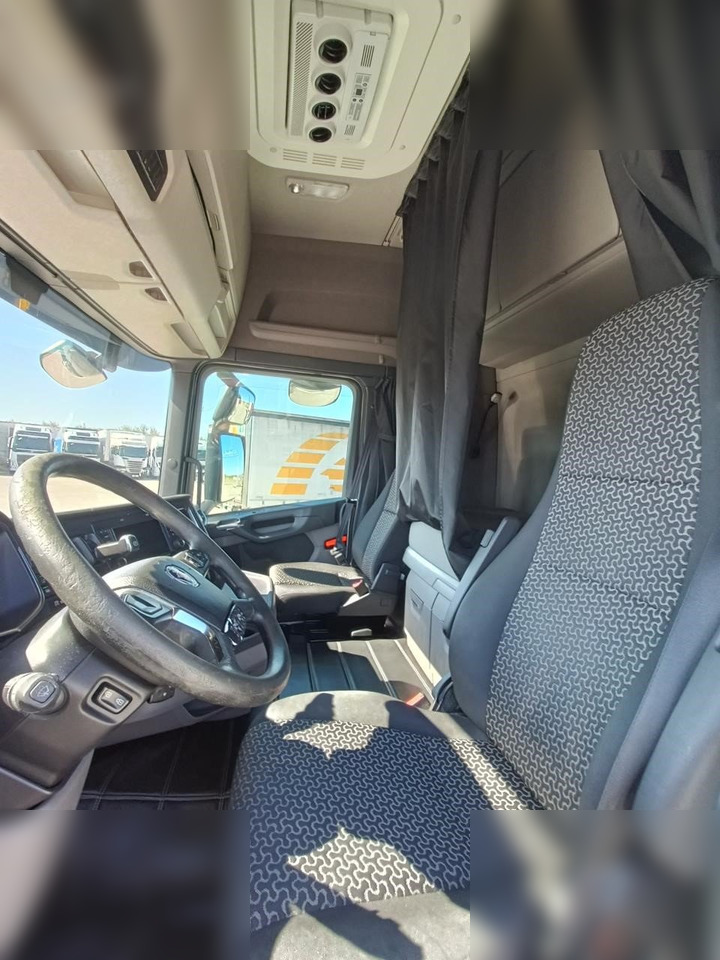 SCANIA R500 - Nyergesvontató: 5 kép. SCANIA R500 - Nyergesvontató: 5 kép.