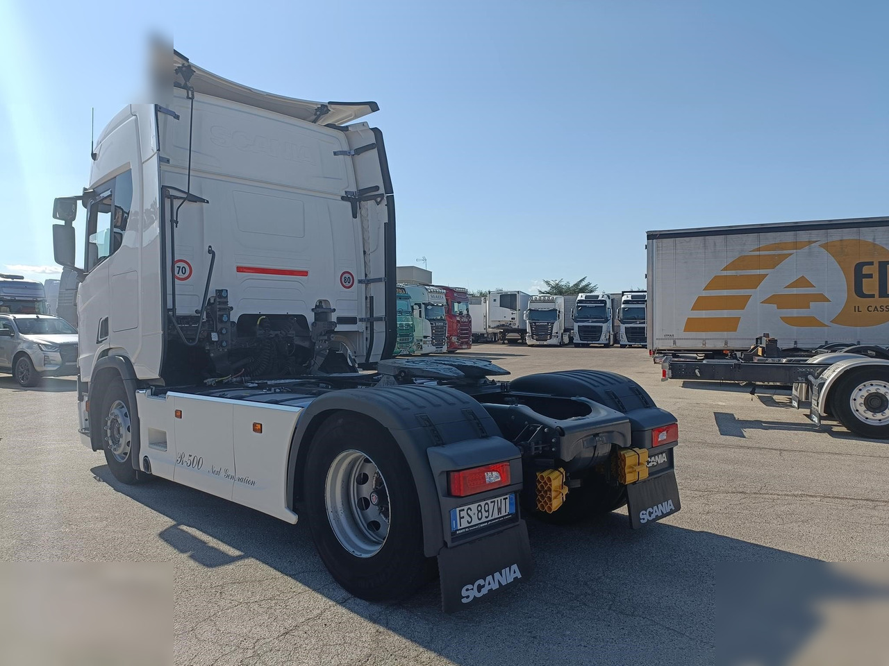 SCANIA R500 - Nyergesvontató: 4 kép. SCANIA R500 - Nyergesvontató: 4 kép.
