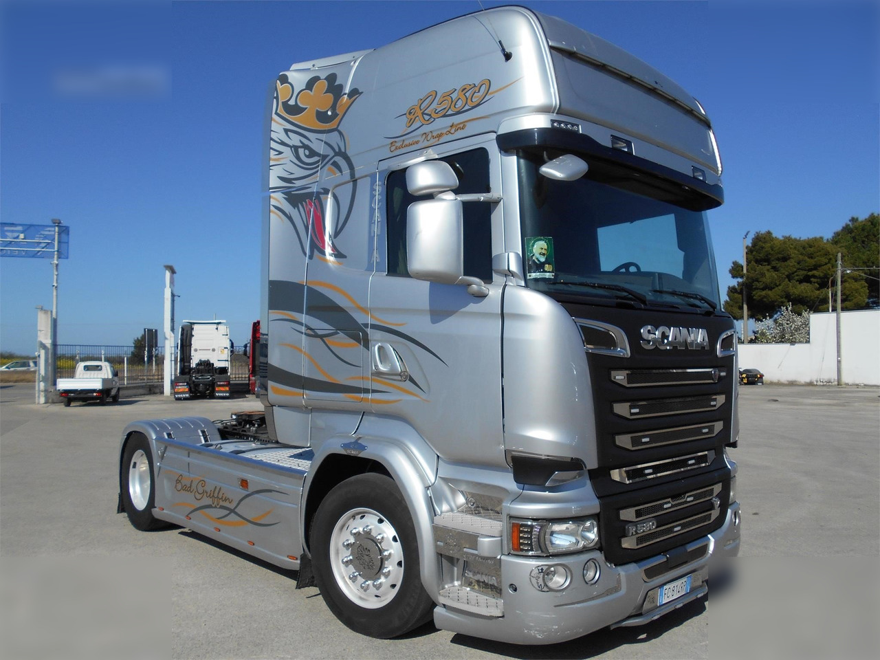 SCANIA R580 - Nyergesvontató: 2 kép. SCANIA R580 - Nyergesvontató: 2 kép.