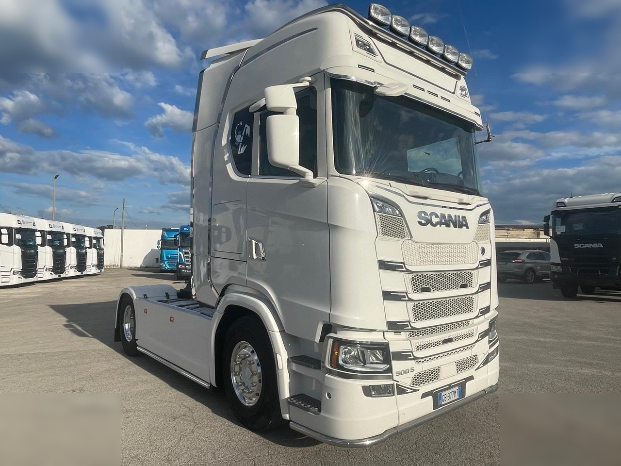 SCANIA S500 - Nyergesvontató: 1 kép. SCANIA S500 - Nyergesvontató: 1 kép.