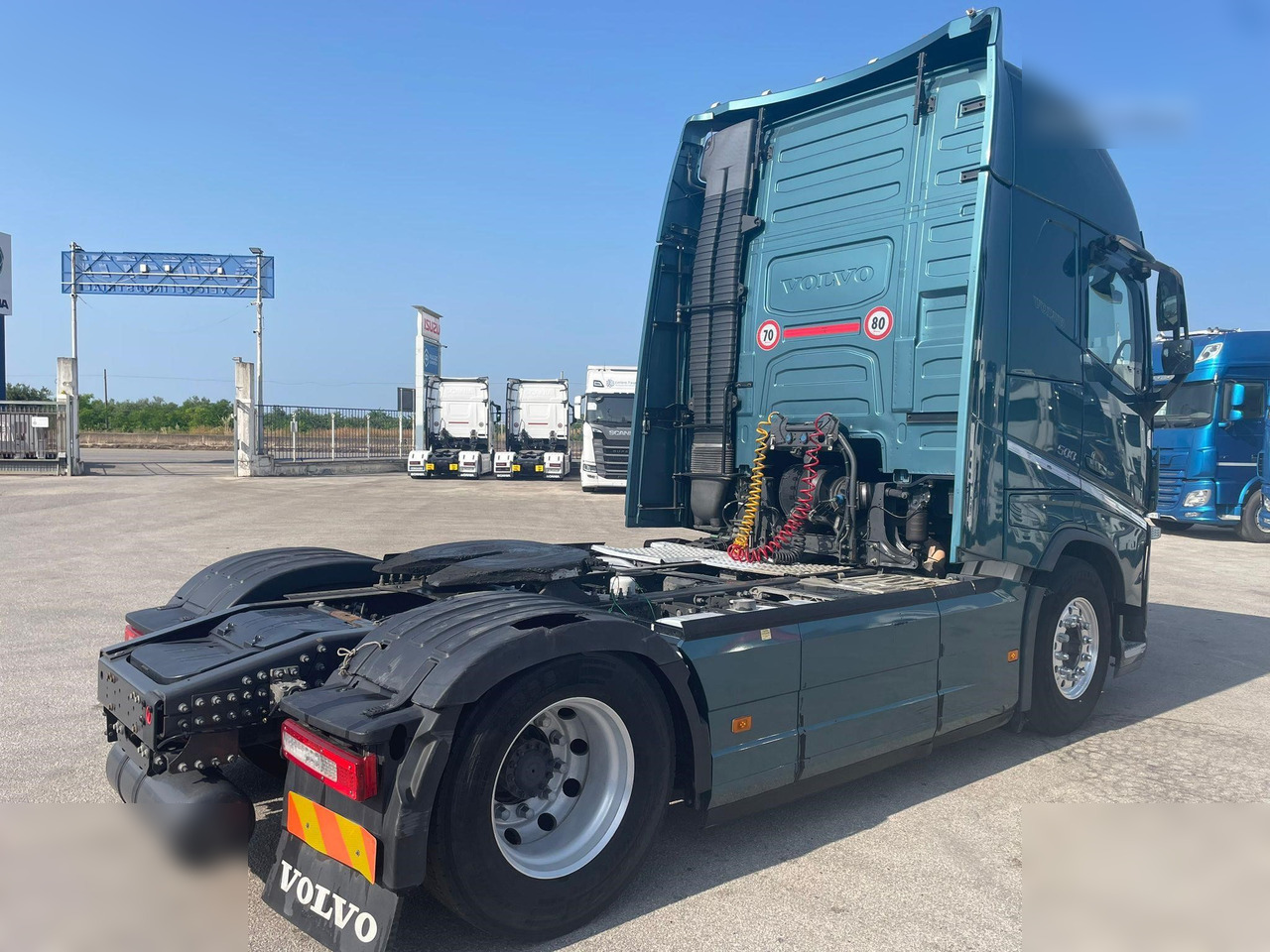 VOLVO FH500 - Nyergesvontató: 3 kép. VOLVO FH500 - Nyergesvontató: 3 kép.
