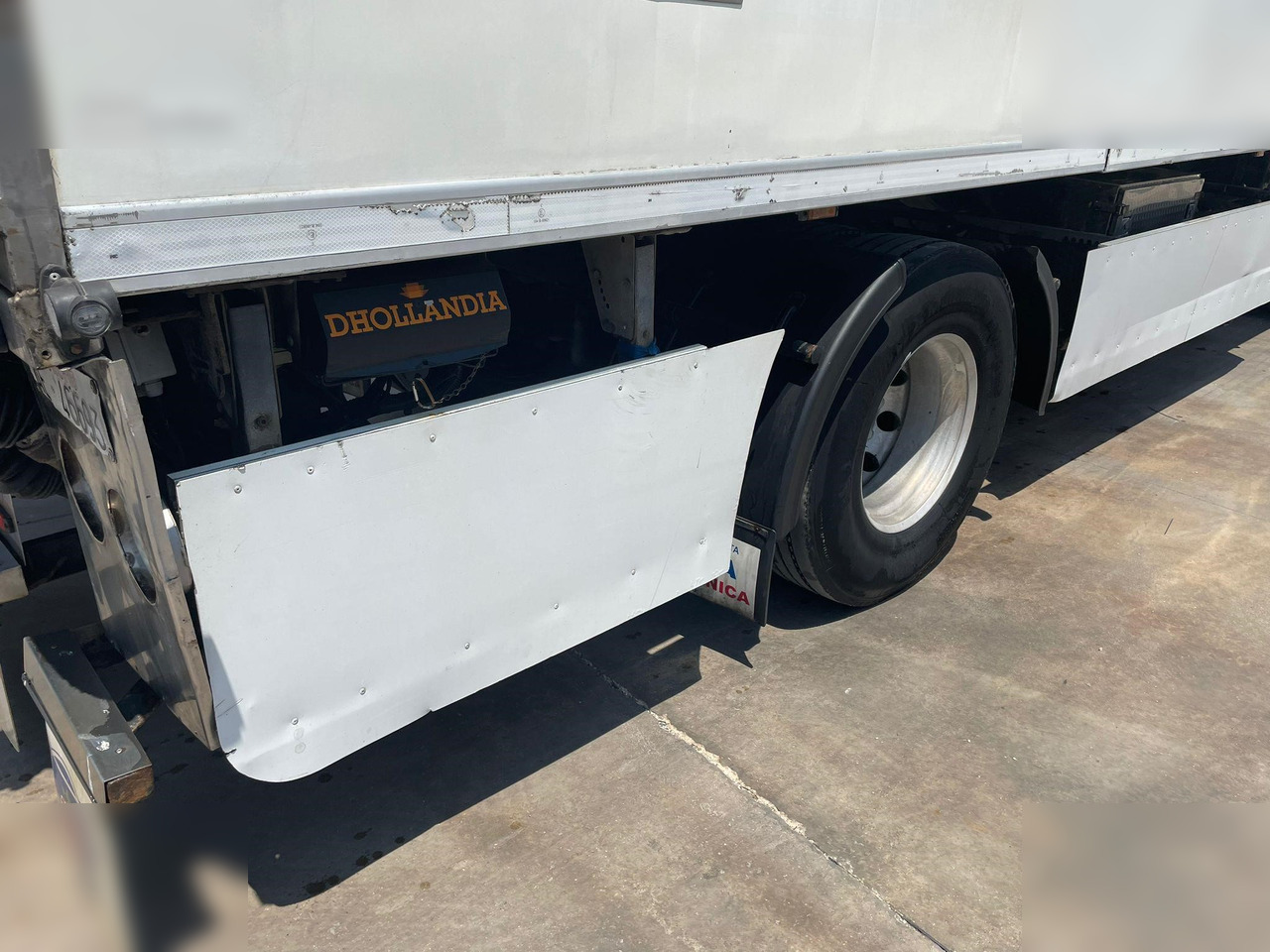 OMAR - Pótkocsi hűtős: 4 kép. OMAR - Pótkocsi hűtős: 4 kép.