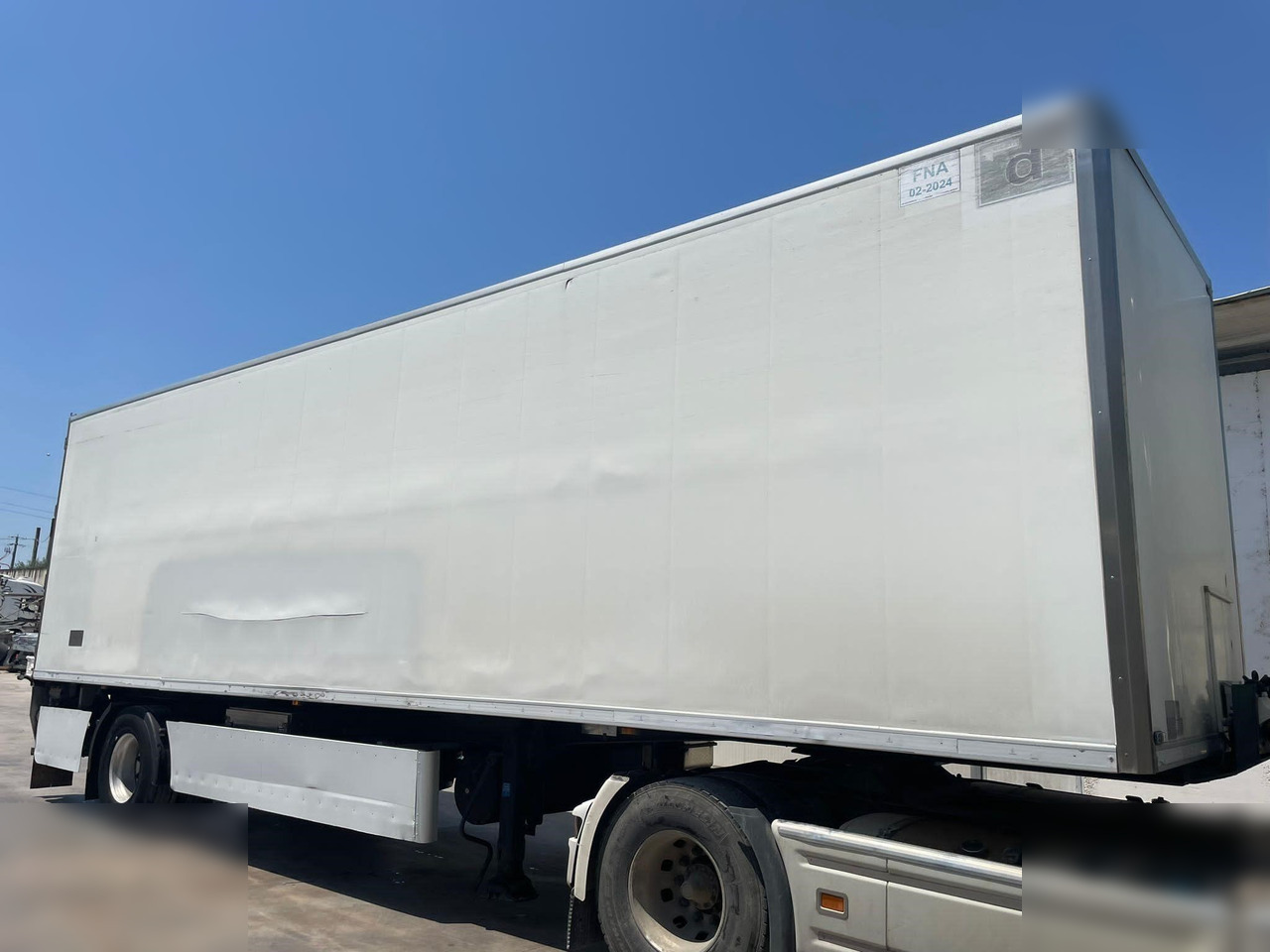 OMAR - Pótkocsi hűtős: 3 kép. OMAR - Pótkocsi hűtős: 3 kép.