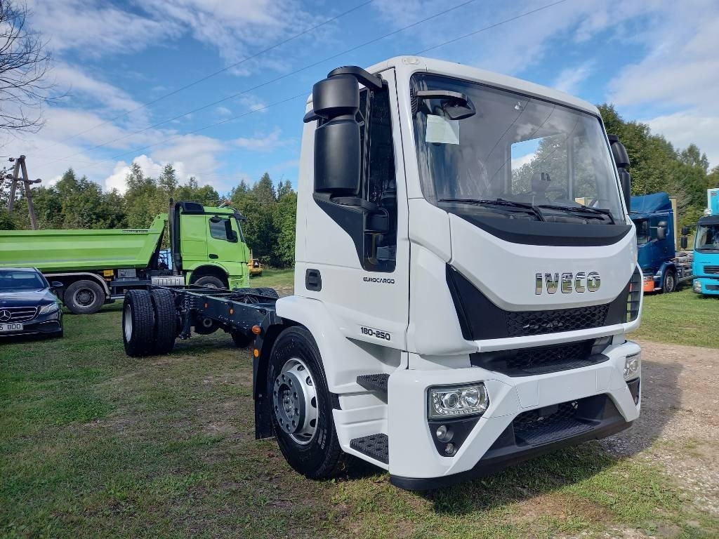 Iveco Eurocargo ML180E/FP, NEW, NOT USED - Alvaz teherautó: 5 kép. Iveco Eurocargo ML180E/FP, NEW, NOT USED - Alvaz teherautó: 5 kép.
