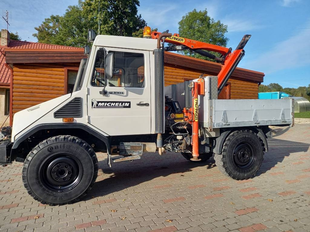 Unimog UNIMOG 4X4 - Darus autó: 1 kép. Unimog UNIMOG 4X4 - Darus autó: 1 kép.