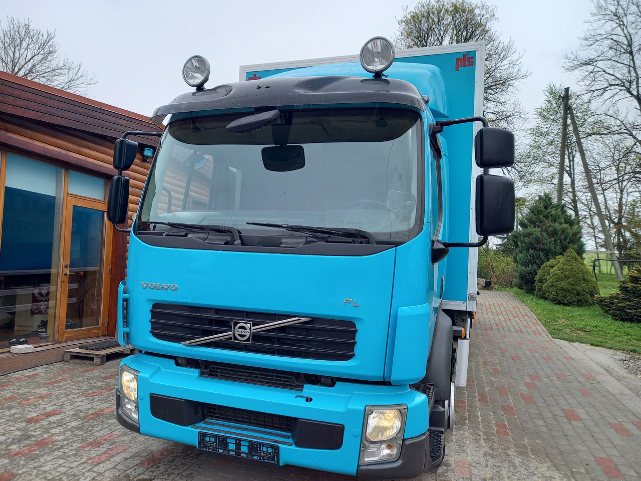 VOLVO FL, 4x2, 16000 KG. EEV - Dobozos felépítményű teherautó: 5 kép. VOLVO FL, 4x2, 16000 KG. EEV - Dobozos felépítményű teherautó: 5 kép.