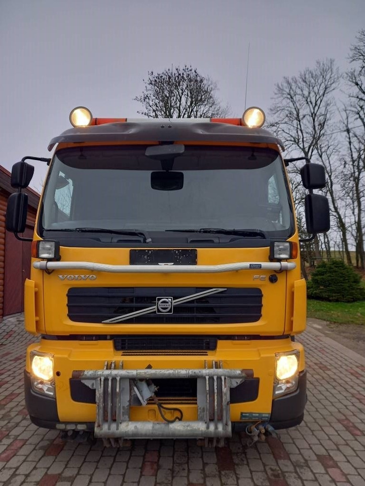 Volvo FE 240, 4x2, TIPPER, EURO 5 - Billenőplatós teherautó: 5 kép. Volvo FE 240, 4x2, TIPPER, EURO 5 - Billenőplatós teherautó: 5 kép.