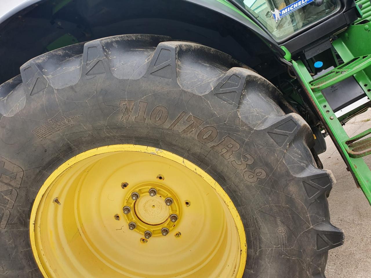 John Deere 7530 Premium - Traktor: 3 kép. John Deere 7530 Premium - Traktor: 3 kép.