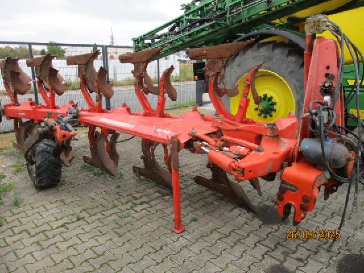 Kuhn Varimaster 152 NSH - Eke: 1 kép. Kuhn Varimaster 152 NSH - Eke: 1 kép.