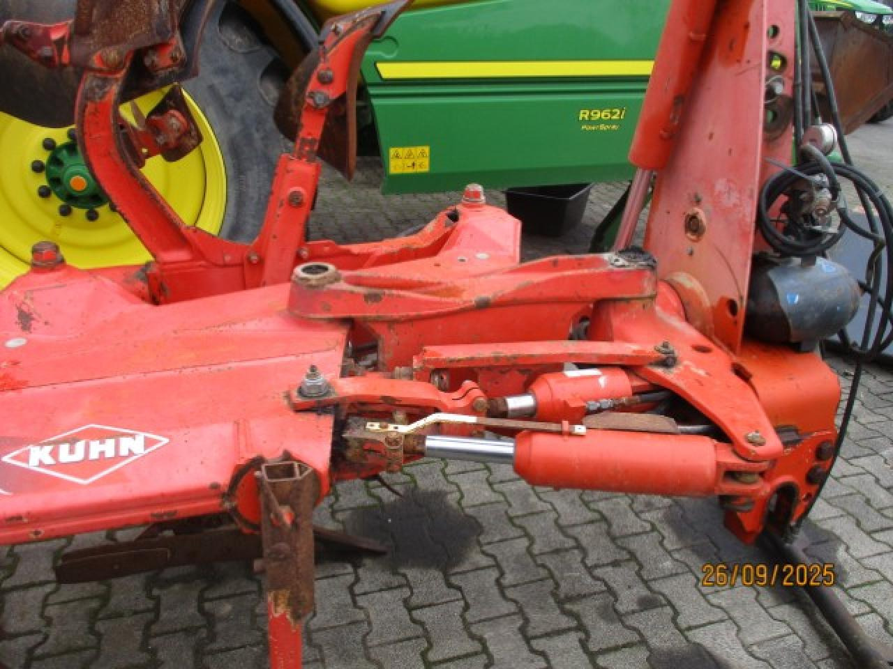 Kuhn Varimaster 152 NSH - Eke: 4 kép. Kuhn Varimaster 152 NSH - Eke: 4 kép.