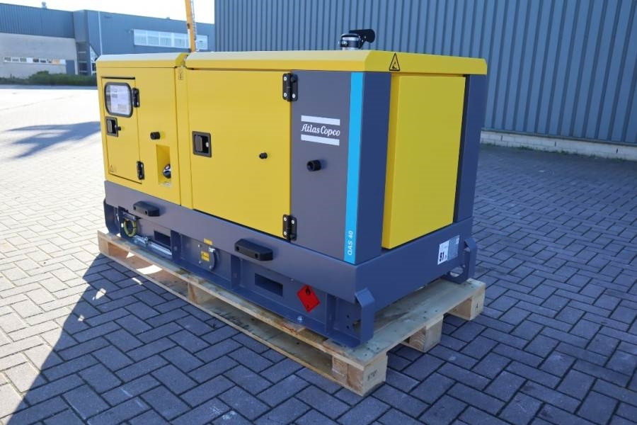 Atlas Copco QAS 40 ST3 Valid inspection, *Guarantee! Diesel, 4 - Áramfejlesztő: 4 kép. Atlas Copco QAS 40 ST3 Valid inspection, *Guarantee! Diesel, 4 - Áramfejlesztő: 4 kép.