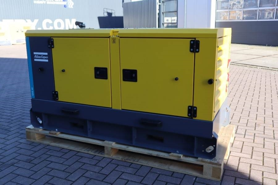 Atlas Copco QAS 40 ST3 Valid inspection, *Guarantee! Diesel, 4 - Áramfejlesztő: 2 kép. Atlas Copco QAS 40 ST3 Valid inspection, *Guarantee! Diesel, 4 - Áramfejlesztő: 2 kép.