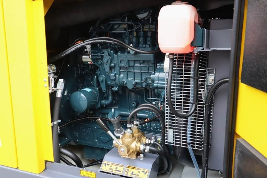 Atlas Copco QAS 40 ST3 Valid inspection, *Guarantee! Diesel, 4 - Áramfejlesztő: 4 kép. Atlas Copco QAS 40 ST3 Valid inspection, *Guarantee! Diesel, 4 - Áramfejlesztő: 4 kép.