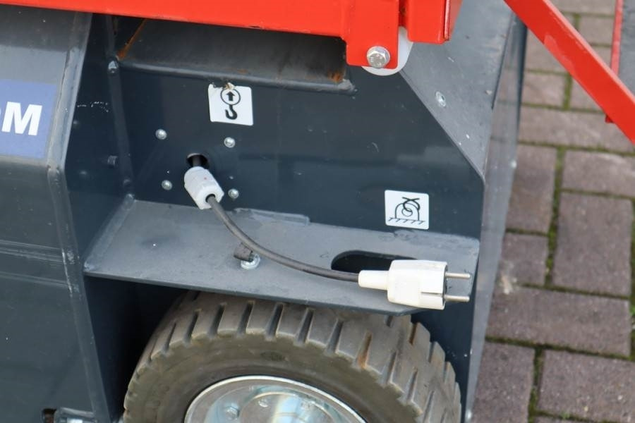 Bravi LUI HD WD Leonardo New, Electric, 4.90m Working He - Személyemelő: 5 kép. Bravi LUI HD WD Leonardo New, Electric, 4.90m Working He - Személyemelő: 5 kép.