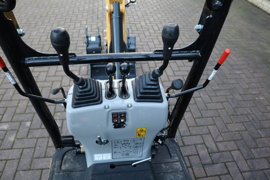 CAT 300.9D Valid inspection, *Guarantee! Hydr Quickcou - Minikotró: 3 kép. CAT 300.9D Valid inspection, *Guarantee! Hydr Quickcou - Minikotró: 3 kép.