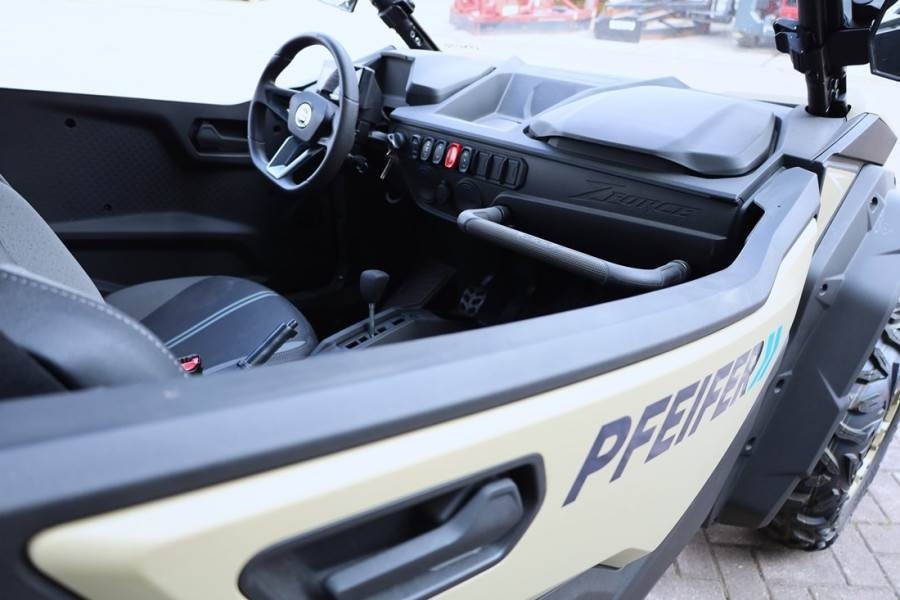 ATV/ Quad CFMoto ZFORCE 950 Sport V4 4x4 independant suspension, LE: 10 kép.