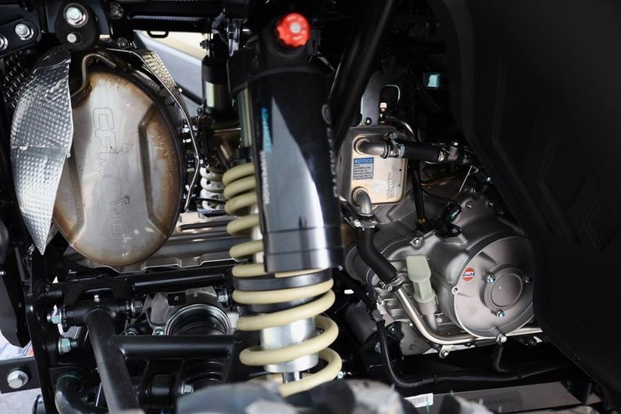 ATV/ Quad CFMoto ZFORCE 950 Sport V4 4x4 independant suspension, LE: 14 kép.