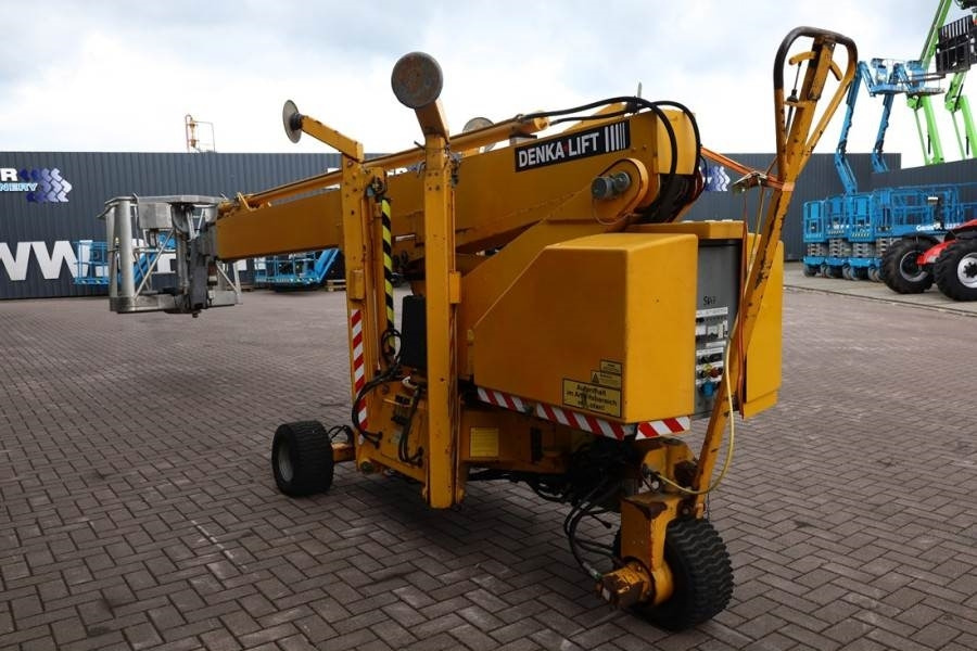Denka-Lift DL22N Electric, 22m Working Height, 12m Reach, Sim - Személyemelő: 2 kép. Denka-Lift DL22N Electric, 22m Working Height, 12m Reach, Sim - Személyemelő: 2 kép.