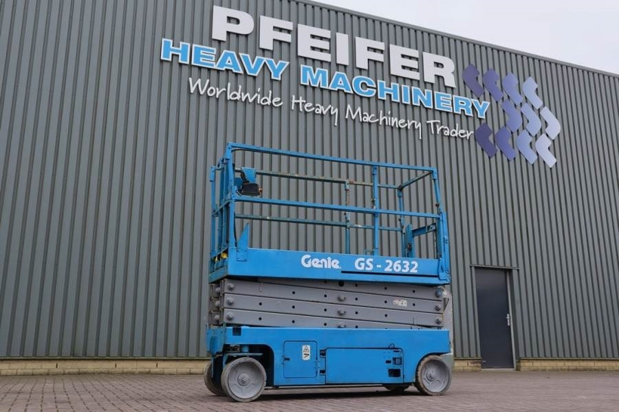 Genie GS2632 Electric, Working Height 10m, 227kg Capacit - Ollós emelő: 1 kép. Genie GS2632 Electric, Working Height 10m, 227kg Capacit - Ollós emelő: 1 kép.