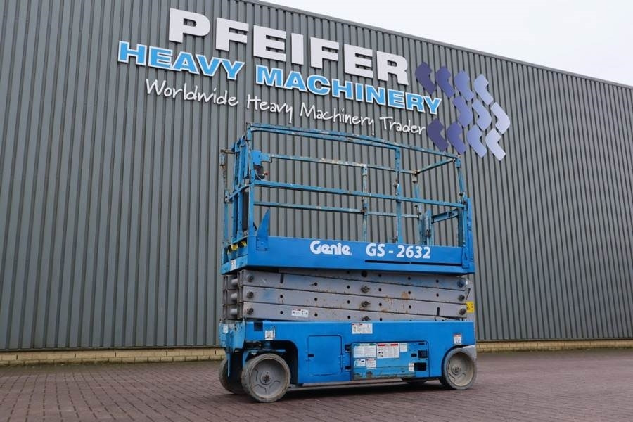 Genie GS2632 Electric, Working Height 10m, 227kg Capacit - Ollós emelő: 1 kép. Genie GS2632 Electric, Working Height 10m, 227kg Capacit - Ollós emelő: 1 kép.