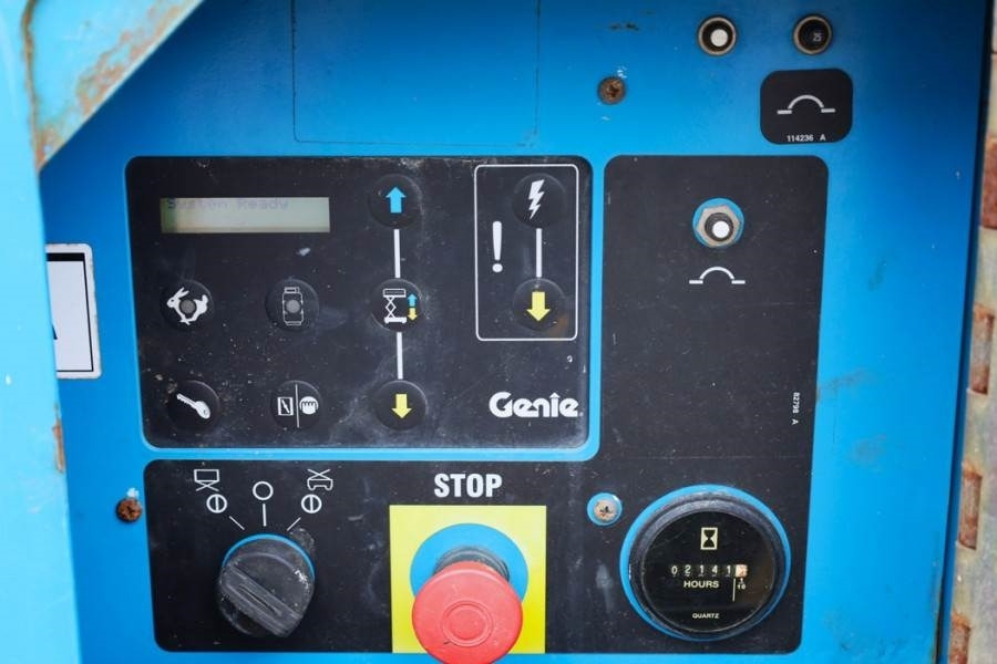 Genie GS4390 Diesel, 4x4 Drive, 15m Working Height, 680k - Ollós emelő: 3 kép. Genie GS4390 Diesel, 4x4 Drive, 15m Working Height, 680k - Ollós emelő: 3 kép.
