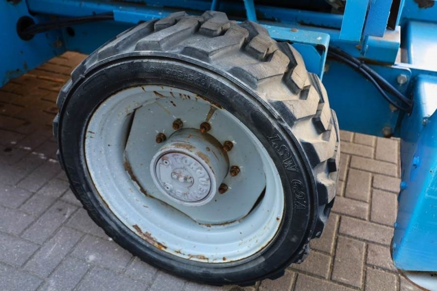 Genie GS4390 Diesel, 4x4 Drive, 15m Working Height, 680k  lízing Genie GS4390 Diesel, 4x4 Drive, 15m Working Height, 680k: 14 kép.