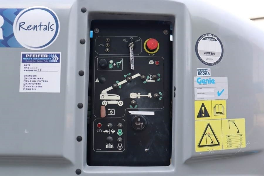 Genie S45 Valid inspection, *Guarantee! Diesel, 4x4 Driv - Teleszkópos emelő: 3 kép. Genie S45 Valid inspection, *Guarantee! Diesel, 4x4 Driv - Teleszkópos emelő: 3 kép.