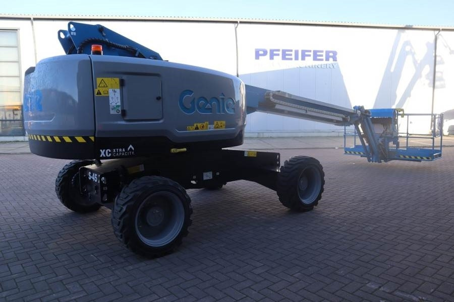 Genie S45XC Valid Inspection, *Guarantee! Diesel, 4x4 Dr - Teleszkópos emelő: 2 kép. Genie S45XC Valid Inspection, *Guarantee! Diesel, 4x4 Dr - Teleszkópos emelő: 2 kép.