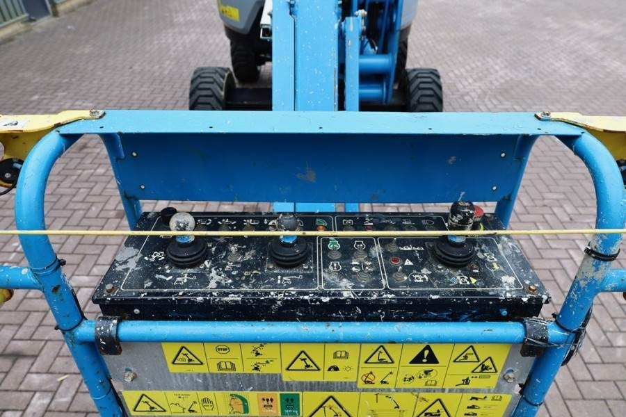 Genie Z-45XC GUARANTEE, Diesel, 4x4 Drive, 16m Working H - Személyemelő: 5 kép. Genie Z-45XC GUARANTEE, Diesel, 4x4 Drive, 16m Working H - Személyemelő: 5 kép.