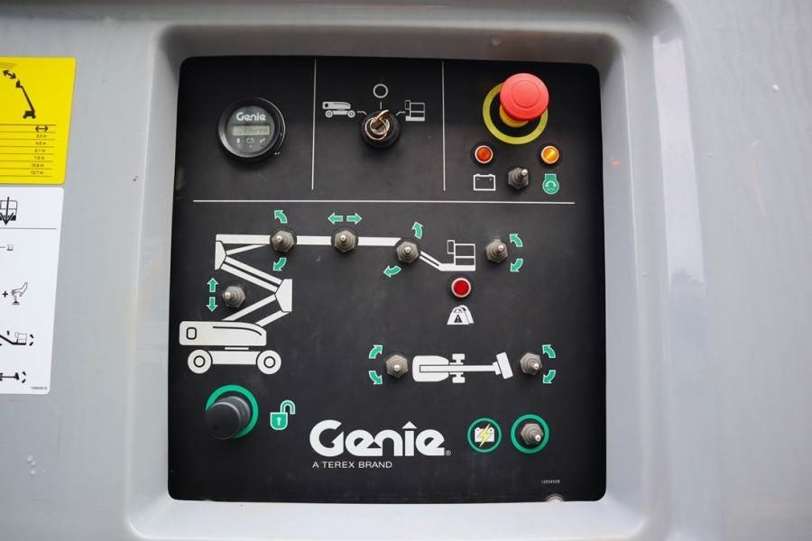 Genie Z60/37FE Valid Inspection, *Guarantee! Hybrid, 4x4 - Személyemelő: 4 kép. Genie Z60/37FE Valid Inspection, *Guarantee! Hybrid, 4x4 - Személyemelő: 4 kép.