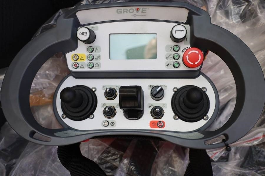 Grove GMK5150XL Available For Rent, Dutch Registration,  - Terepjáró autódaru: 5 kép. Grove GMK5150XL Available For Rent, Dutch Registration,  - Terepjáró autódaru: 5 kép.