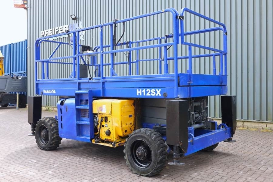 Ollós emelő Haulotte H12SX Diesel, 4x4 Drive, 12m Working Height, 700kg: 8 kép.
