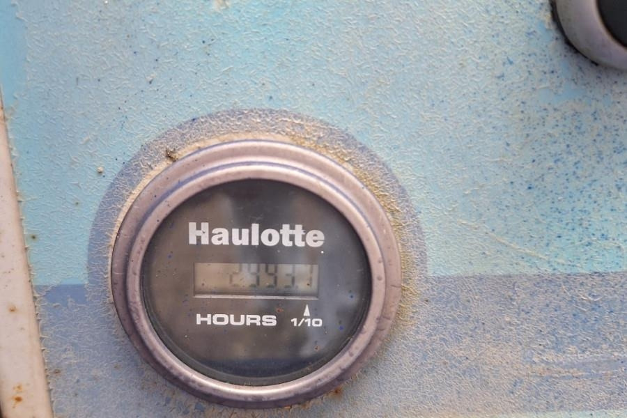 Haulotte H12SXL Diesel, 4x4 Drive, 12m Working Height, 700k - Ollós emelő: 5 kép. Haulotte H12SXL Diesel, 4x4 Drive, 12m Working Height, 700k - Ollós emelő: 5 kép.