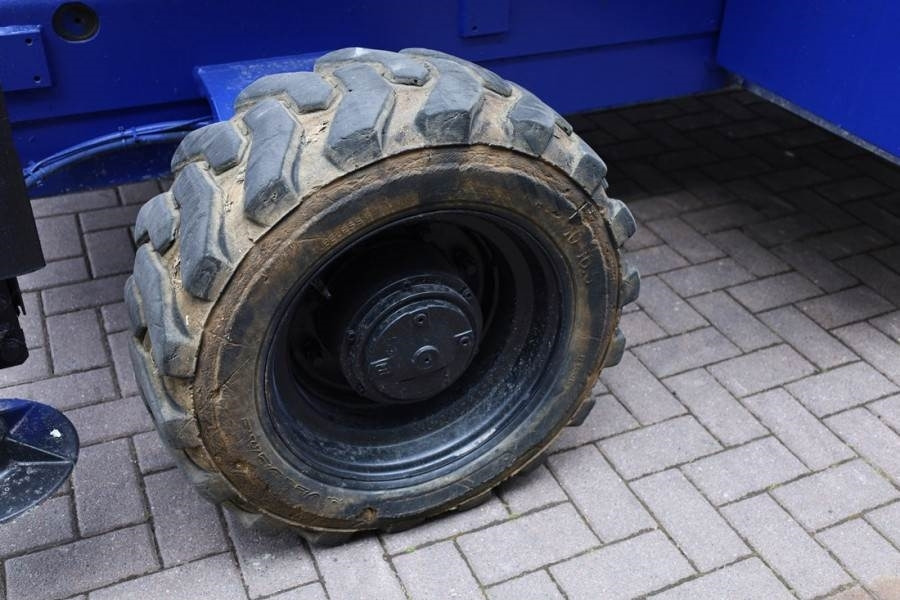 Ollós emelő Haulotte H15SX Diesel, 4x4 Drive 15 Working Height, 500kg C: 13 kép.