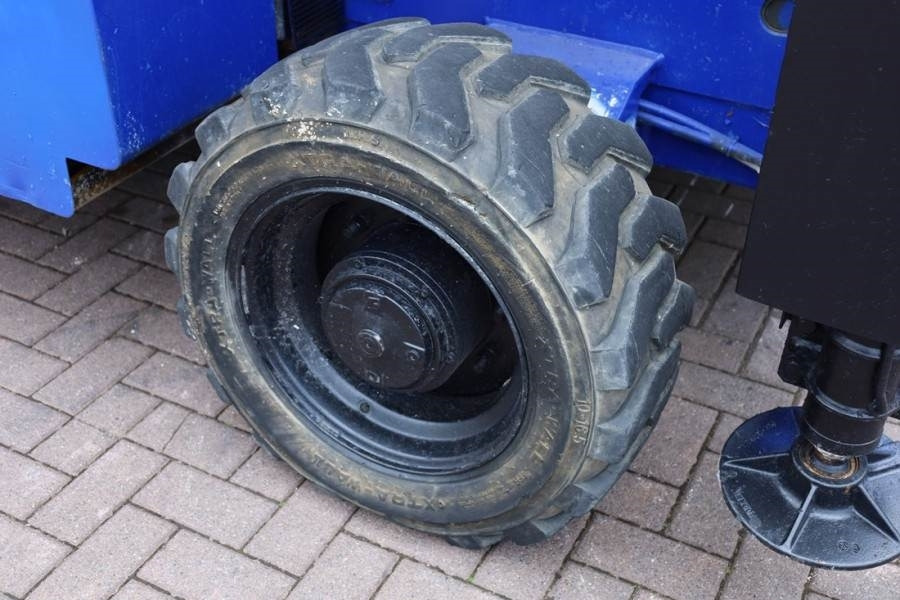 Ollós emelő Haulotte H15SX Diesel, 4x4 Drive 15 Working Height, 500kg C: 10 kép.