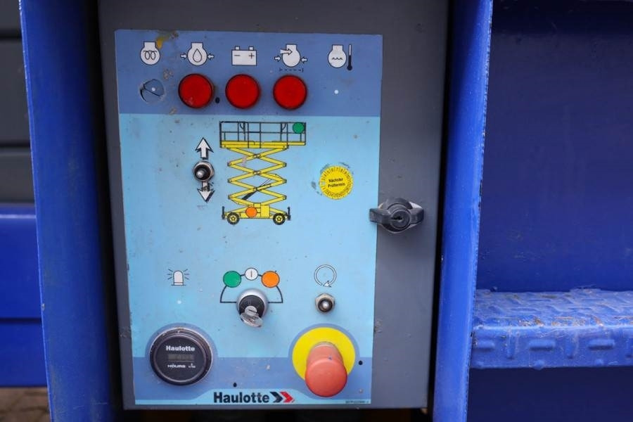 Haulotte H15SXL Diesel, 4x4 Drive, 15m Working Height, 500k - Ollós emelő: 3 kép. Haulotte H15SXL Diesel, 4x4 Drive, 15m Working Height, 500k - Ollós emelő: 3 kép.