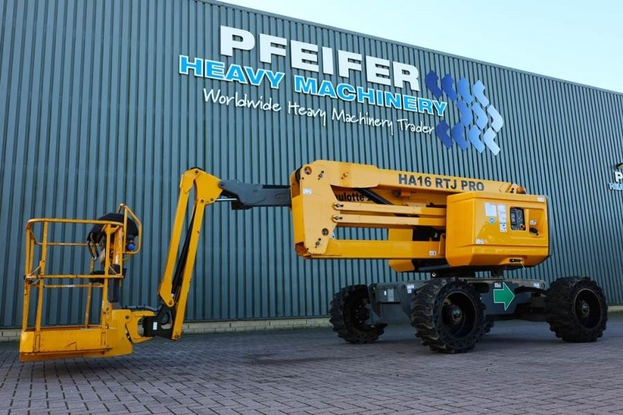 Haulotte HA16RTJ Pro Diesel, 4x4x4 Drive, 16 m Working Heig - Személyemelő: 1 kép. Haulotte HA16RTJ Pro Diesel, 4x4x4 Drive, 16 m Working Heig - Személyemelő: 1 kép.